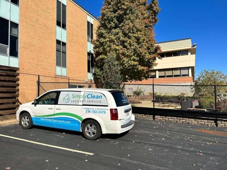 laundry pickup and delivery service